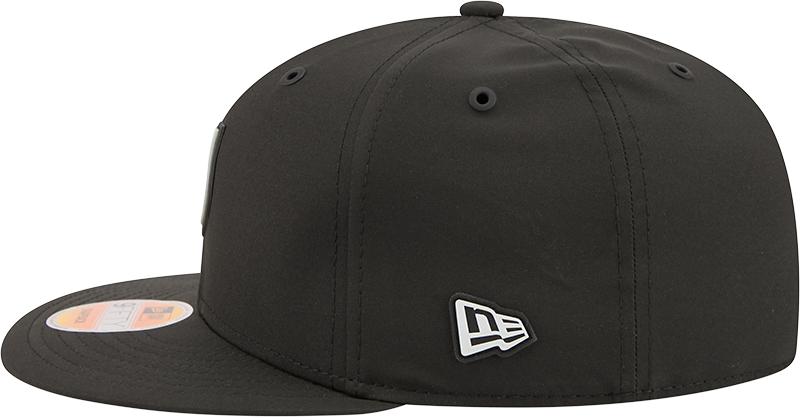 Las Vegas Raiders New Era 2026 NFL Sideline 9Fifty Snapback Hat Black