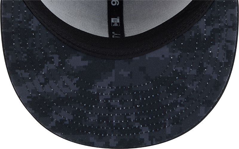 San Francisco 49ers NFL New Era 2026 Salute To Service 9FIFTY Snapback Hat - Black