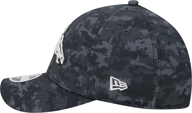 Denver Broncos New Era 2026 NFL Salute To Service 39THIRTY M-Crown Stretch Hat - Black
