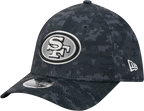 San Francisco 49ers New Era 2026 NFL Salute To Service 39THIRTY M-Crown Stretch Hat - Black