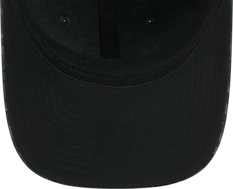 New England Patriots New Era 2026 NFL Salute To Service 39THIRTY M-Crown Stretch Hat - Black