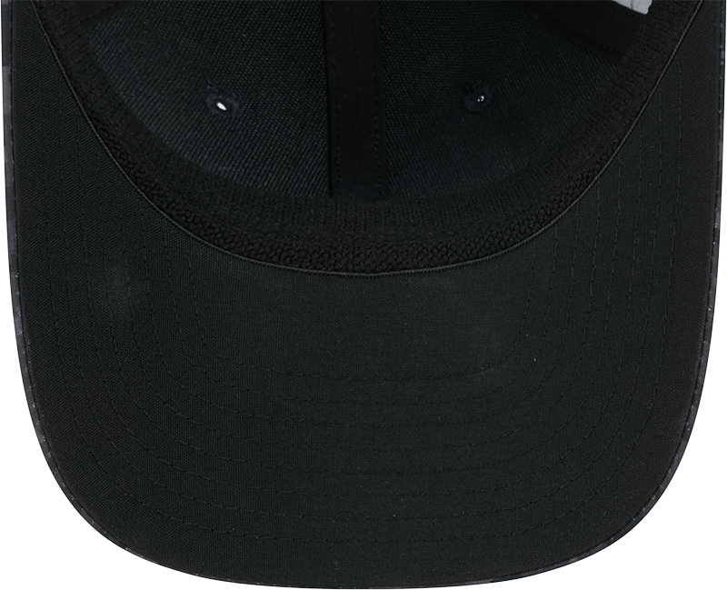 Kansas City Chiefs New Era 2026 NFL Salute To Service 39THIRTY M-Crown Stretch Hat - Black